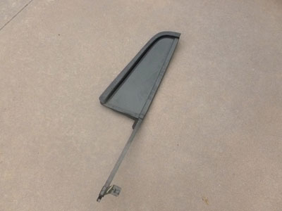 1998 Ford Expedition XLT - Door Vent Window Glass, Rear Left2